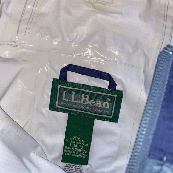 Boys very cool rain jacket - Picture 5 of 5